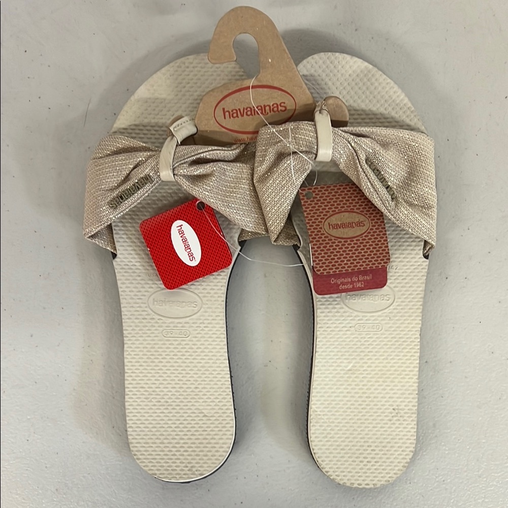 NWT Havaianas sz39-40 us9/10 beige sandals slip on flip flops you st tropez